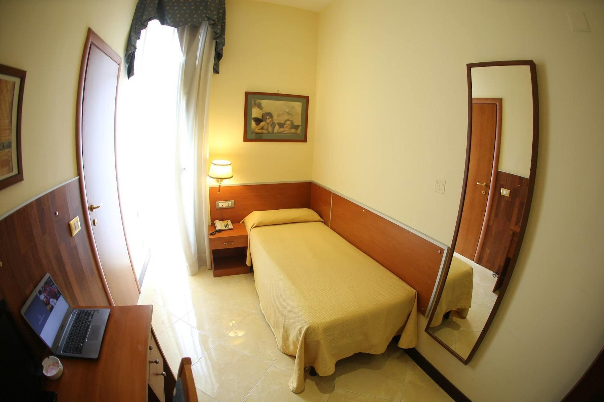 Hotel Nettuno Naples Luaran gambar