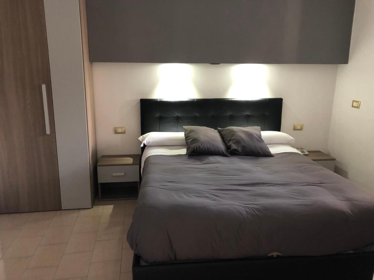 Hotel Nettuno Naples Luaran gambar